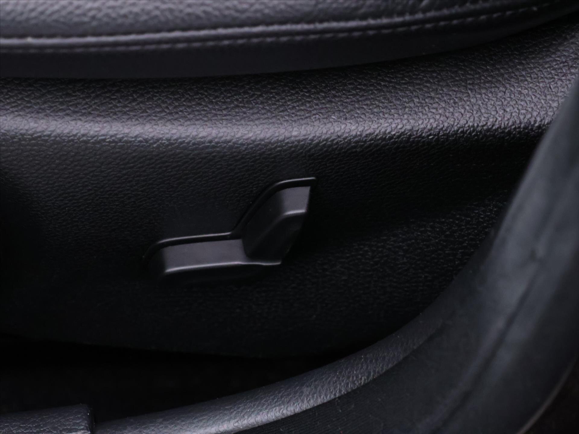 Mercedes-Benz Třídy C Kombi 2,1 l 150 kw