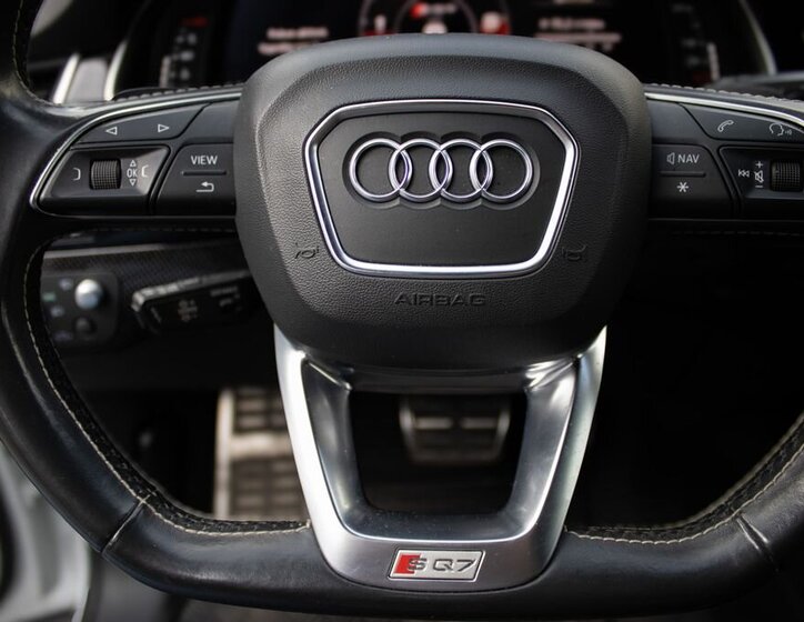 Audi SQ7 SUV / Terénní 4,0 l 320 kw