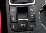 KIA Sportage SUV / Terénní 2,0 l 136 kw