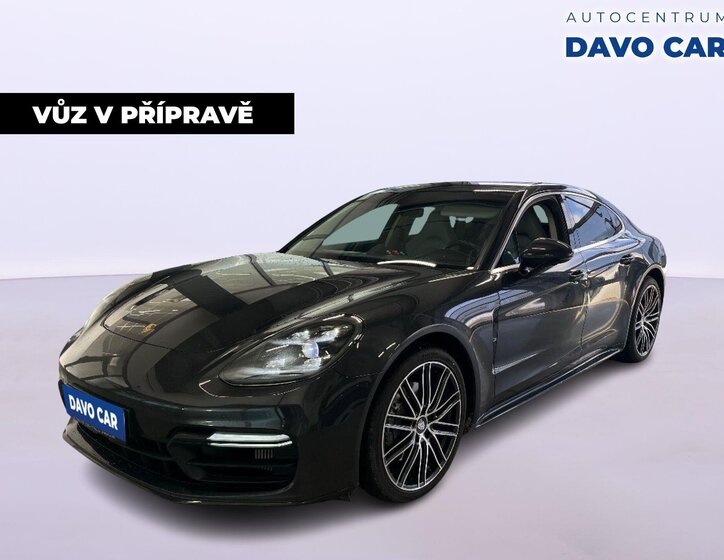 Porsche Panamera 1