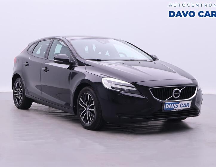 Volvo V40 1