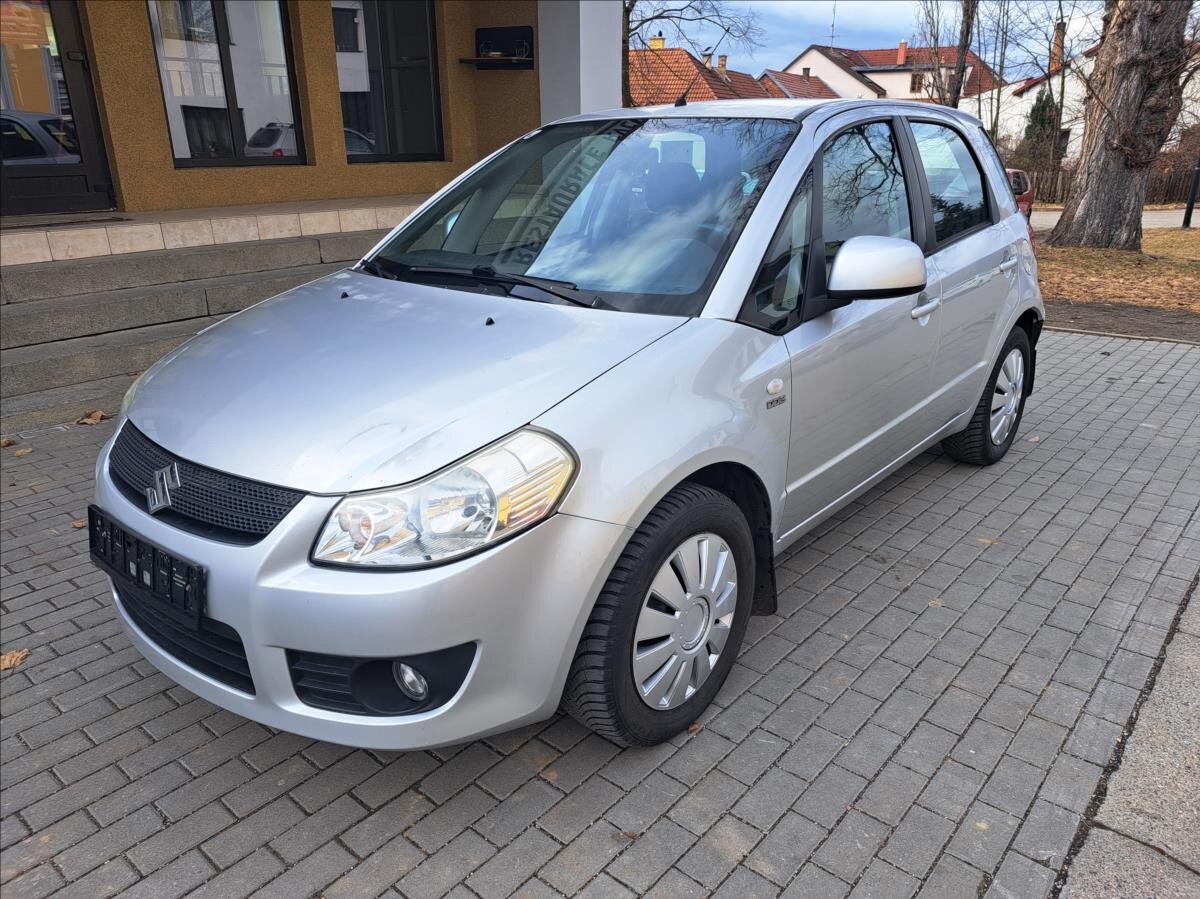 Suzuki SX4 Hatchback 1,9 l 88 kw