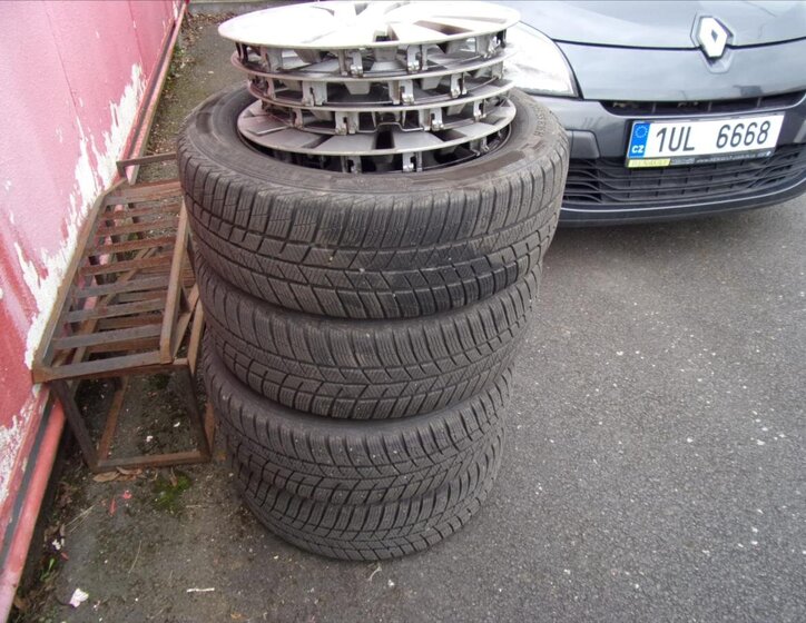 Škoda Scala Hatchback 1,5 l 110 kw