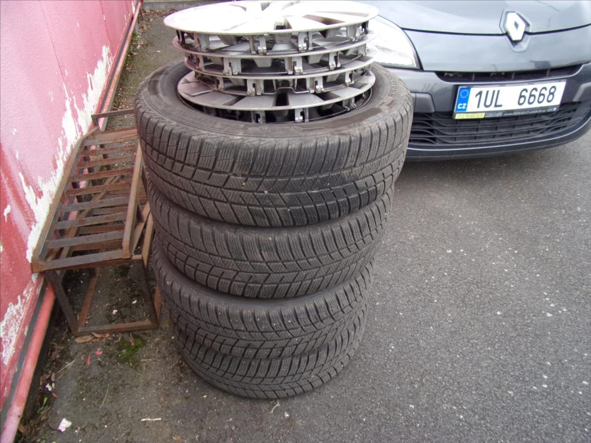 Škoda Scala Hatchback 1,5 l 110 kw