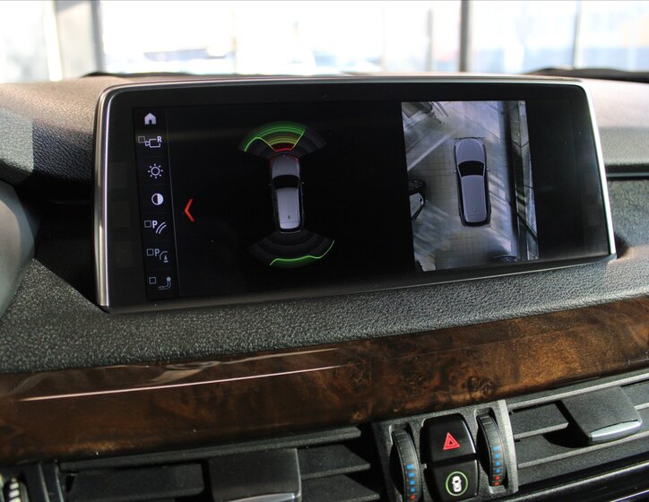 BMW X5 SUV 3,0 l 230 kw