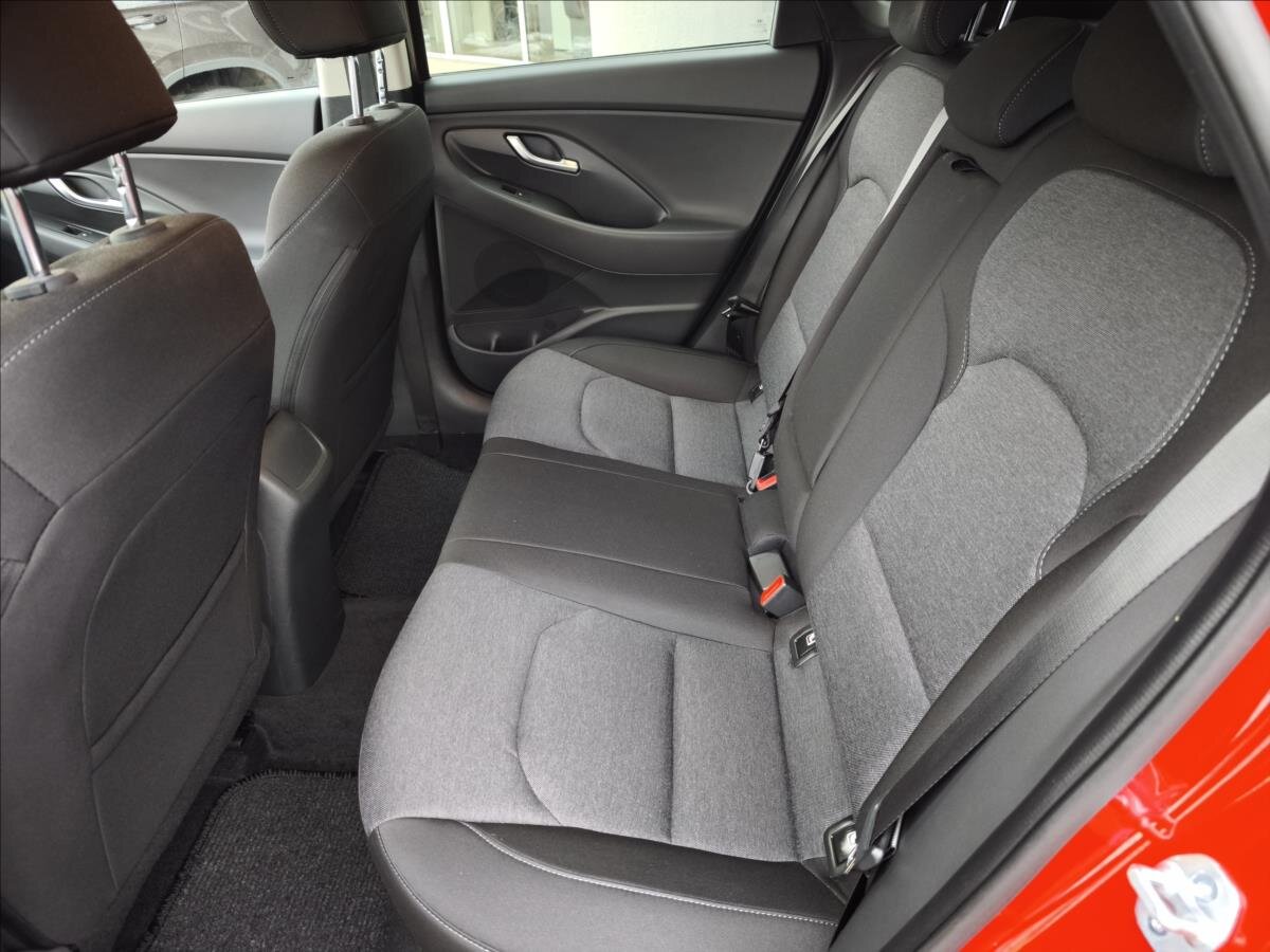 Hyundai i30 Hatchback 998,0 88 kw