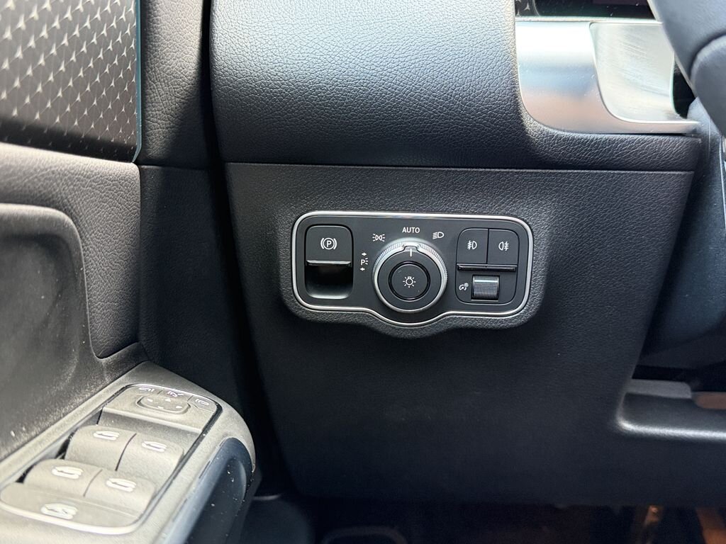 Mercedes-Benz GLB SUV / Terénní 2,0 l 110 kw