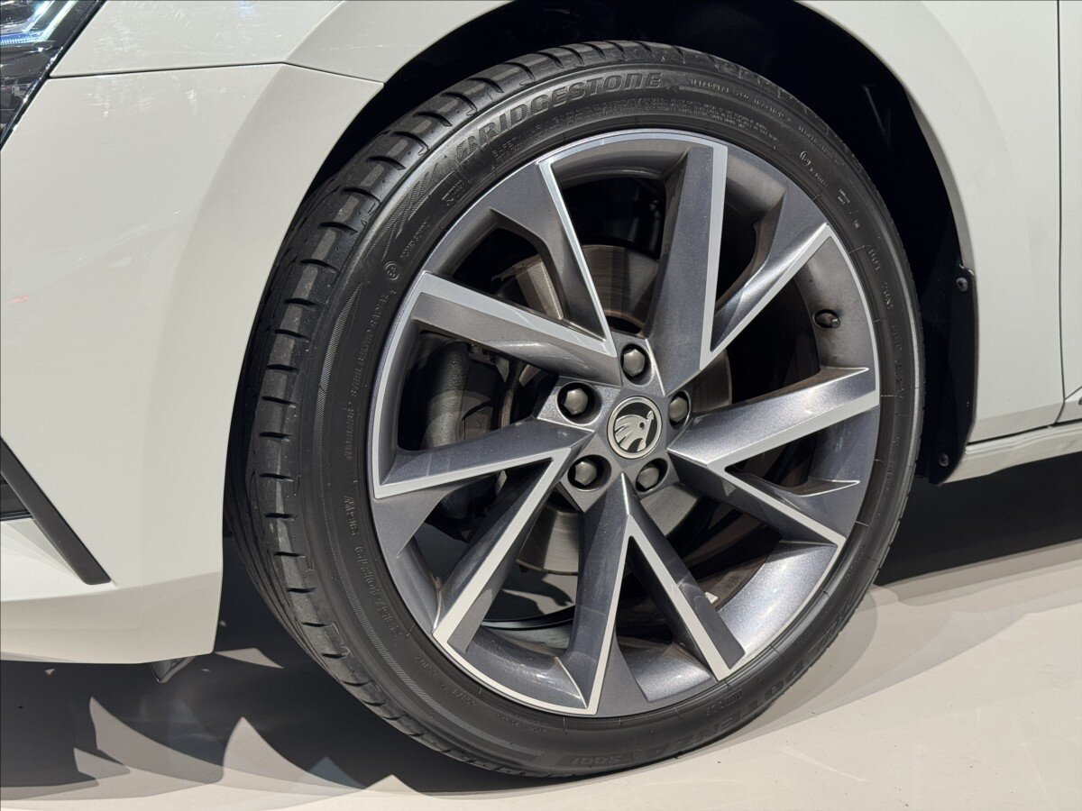 Škoda Superb Kombi 2,0 l 147 kw