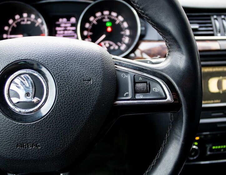 Škoda Superb 12