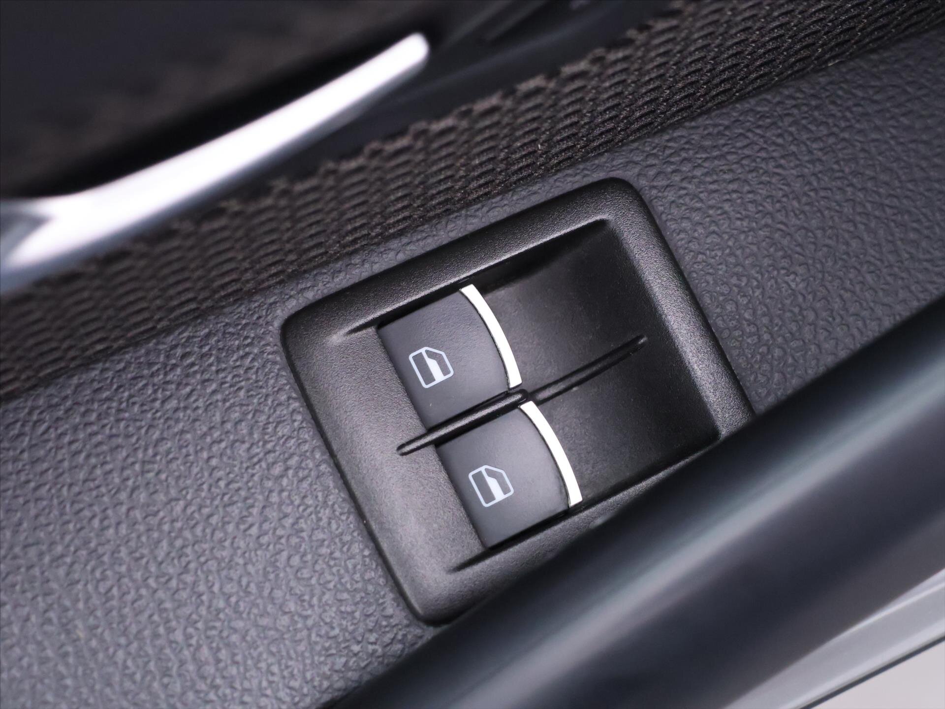 Volkswagen Scirocco Kupé 2,0 l 110 kw