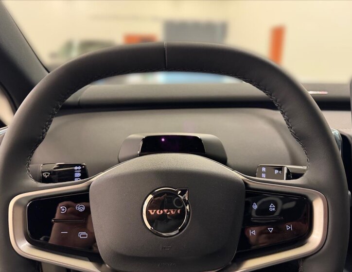 Volvo EX30 SUV 0,0 200 kw