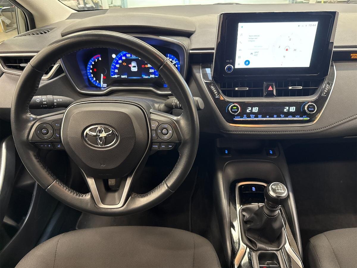 Toyota Corolla Sedan 1,5 l 92 kw