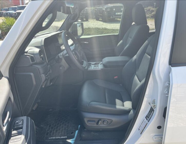 Toyota Land Cruiser Ostatní 2,4 l 243 kw