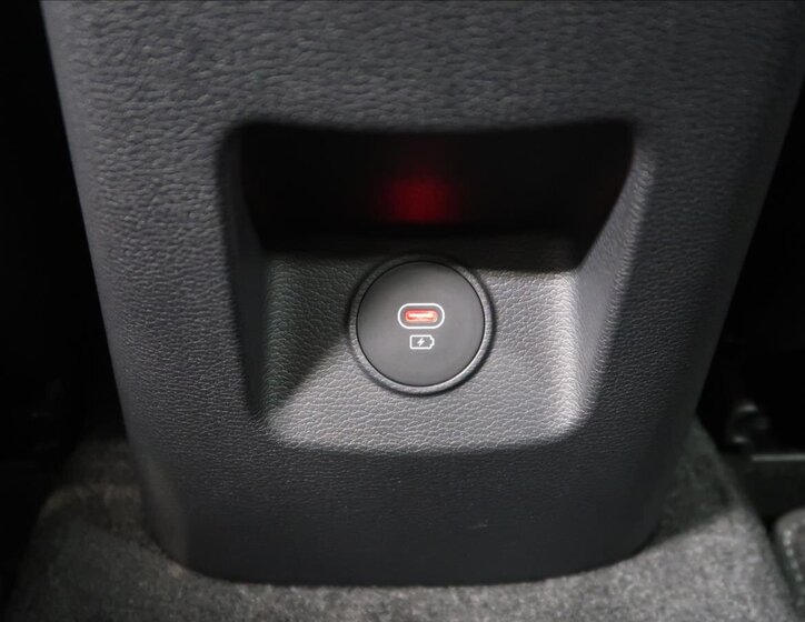 KIA XCeed SUV 1,5 l 103 kw