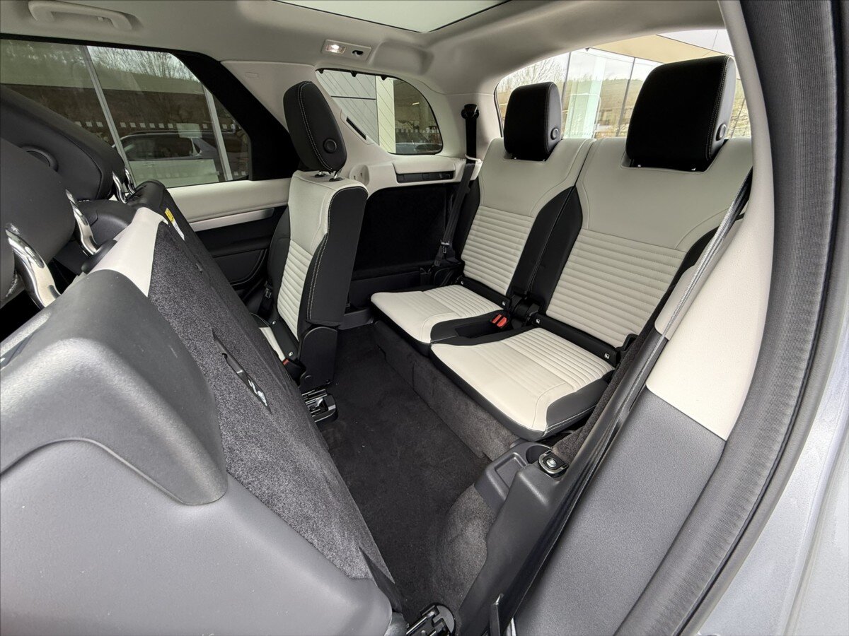 Land Rover Discovery SUV / Terénní 3,0 l 257 kw