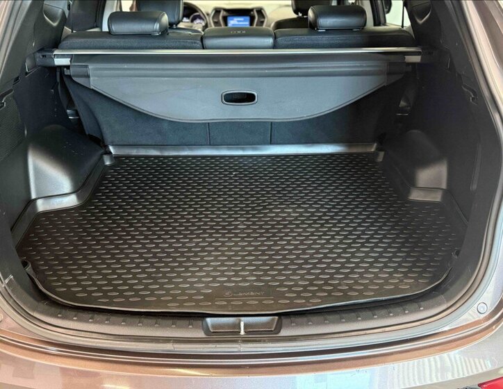 Hyundai Santa Fe SUV / Terénní 2,2 l 145 kw