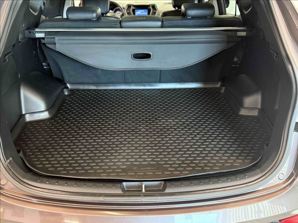 Hyundai Santa Fe SUV / Terénní 2,2 l 145 kw