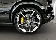 Ferrari Purosangue SUV / Terénní 6,5 l 529 kw