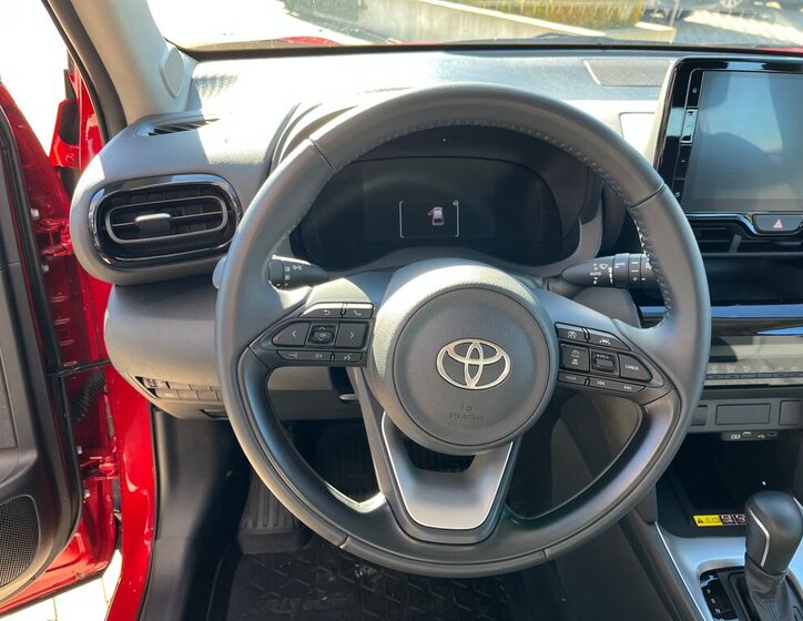 Toyota Yaris Cross SUV / Terénní 1,5 l 68 kw
