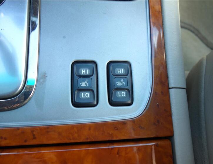 Toyota Land Cruiser 34