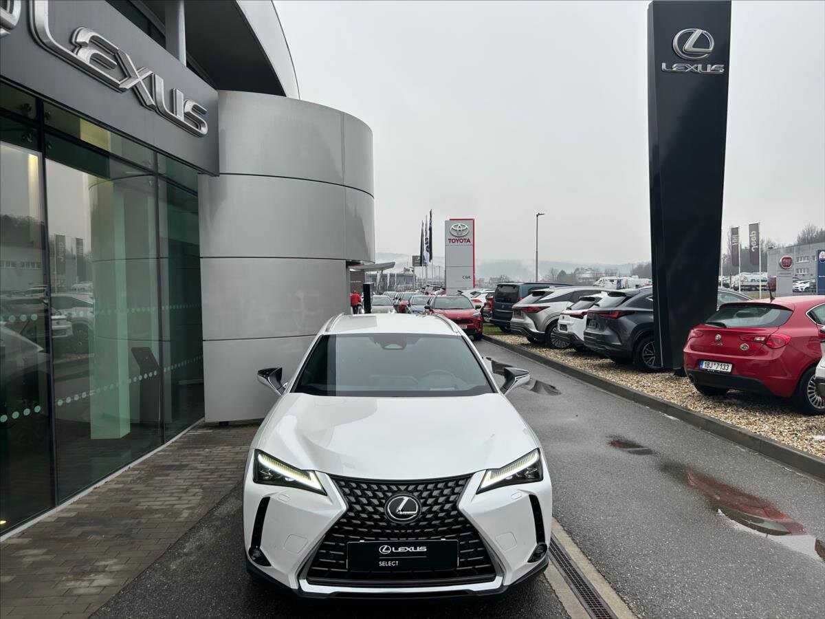 Lexus UX 300h SUV / Terénní 2,0 l 146 kw