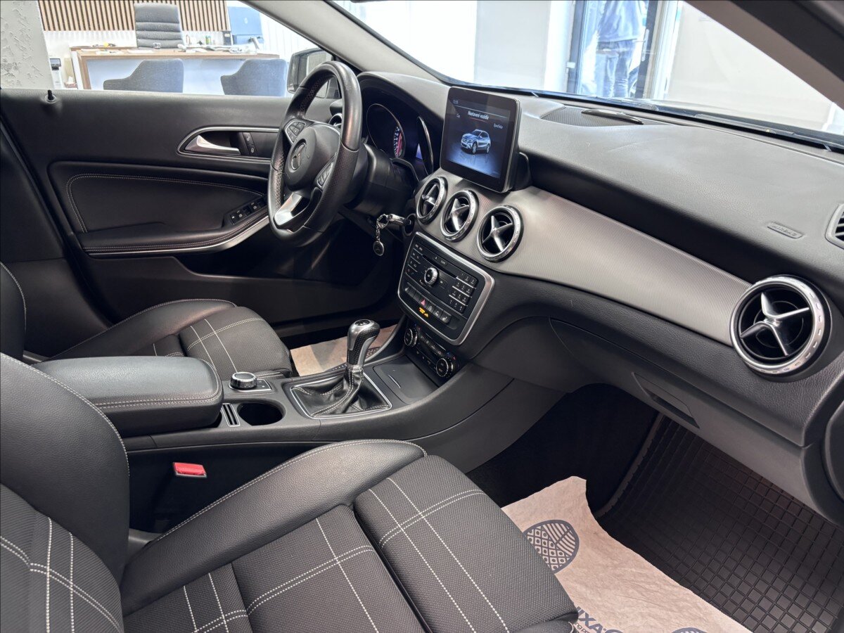 Mercedes-Benz GLA Kombi 1,6 l 90 kw