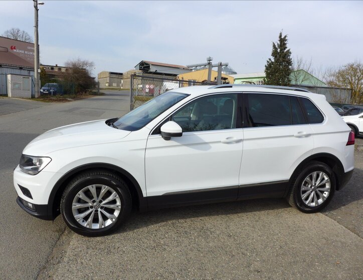 Volkswagen Tiguan SUV / Terénní 2,0 l 110 kw