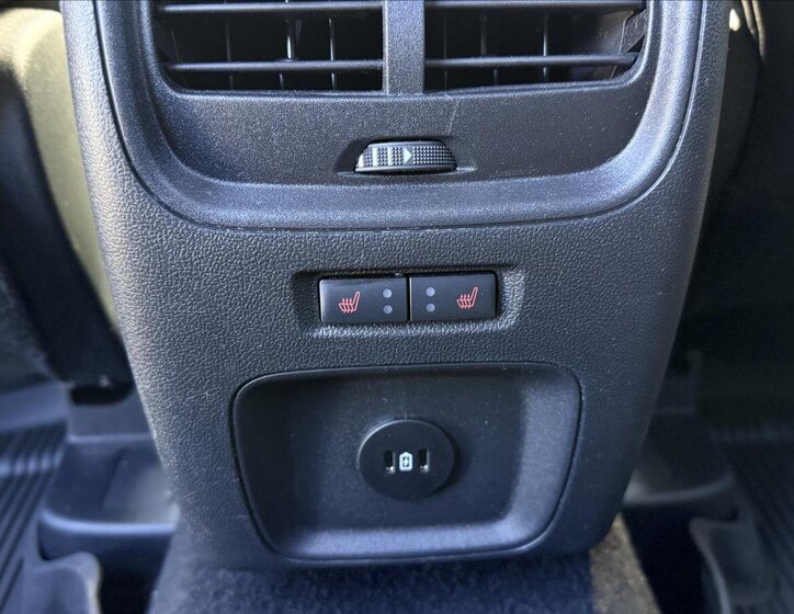 Ford Kuga SUV / Terénní 1,5 l 137 kw