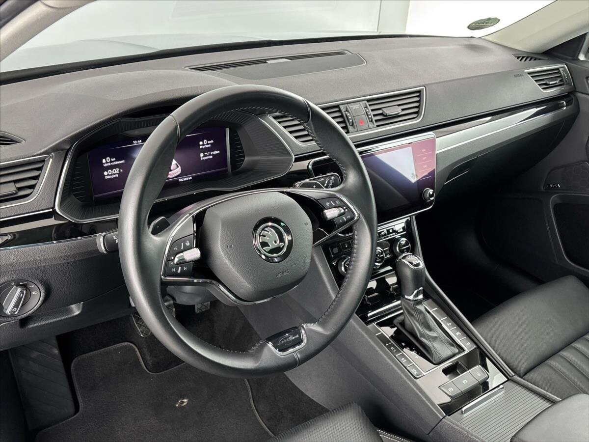 Škoda Superb Kombi 2,0 l 147 kw