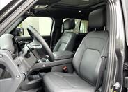 Land Rover Defender 14