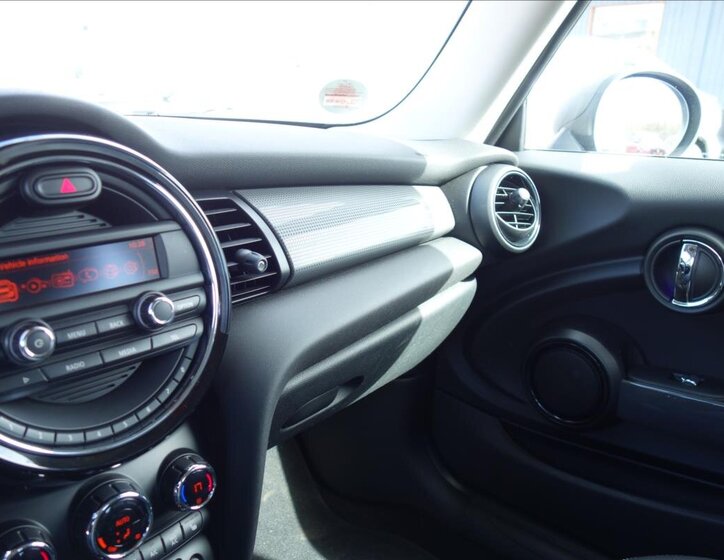 Mini One Hatchback 1,2 l 75 kw