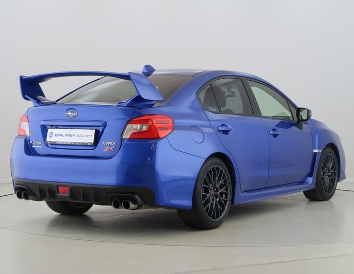 Subaru WRX STI Sedan / Limuzína 2,5 l 221 kw