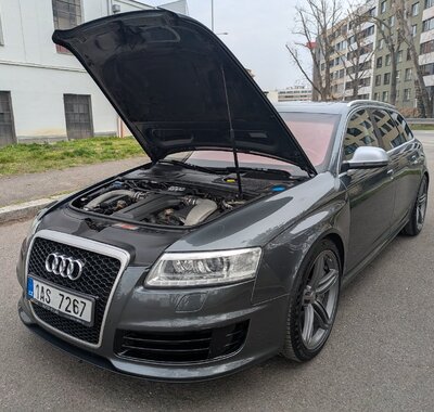 Audi RS6 8
