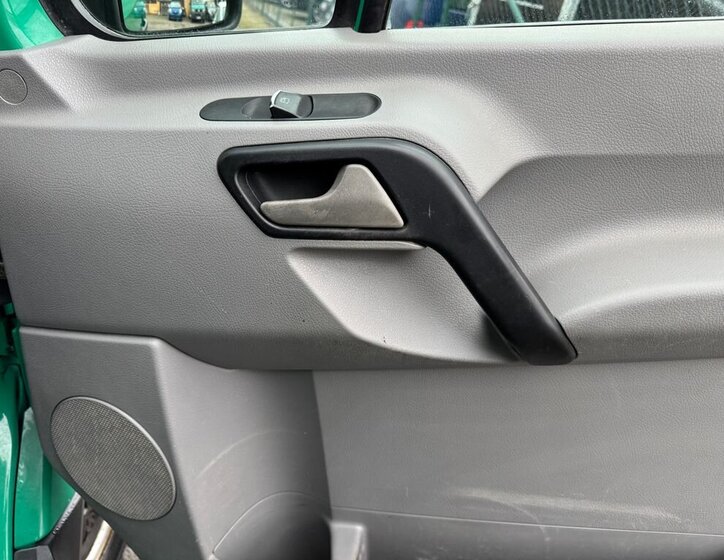 Volkswagen Crafter Valník 2,5 l 80 kw