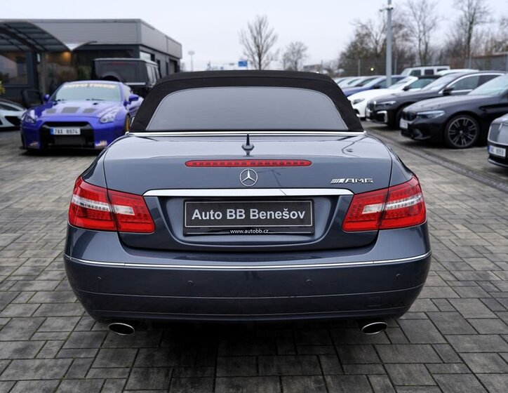 Mercedes-Benz Třídy E 5