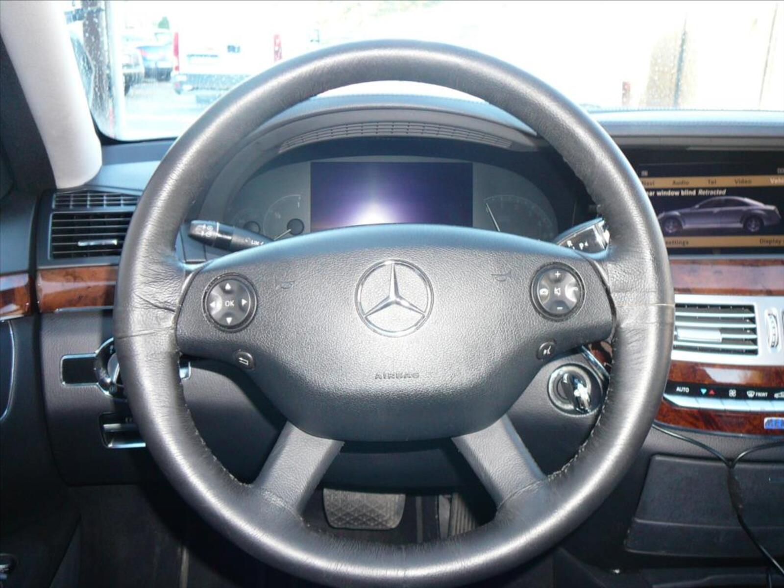 Mercedes-Benz Třídy S 16