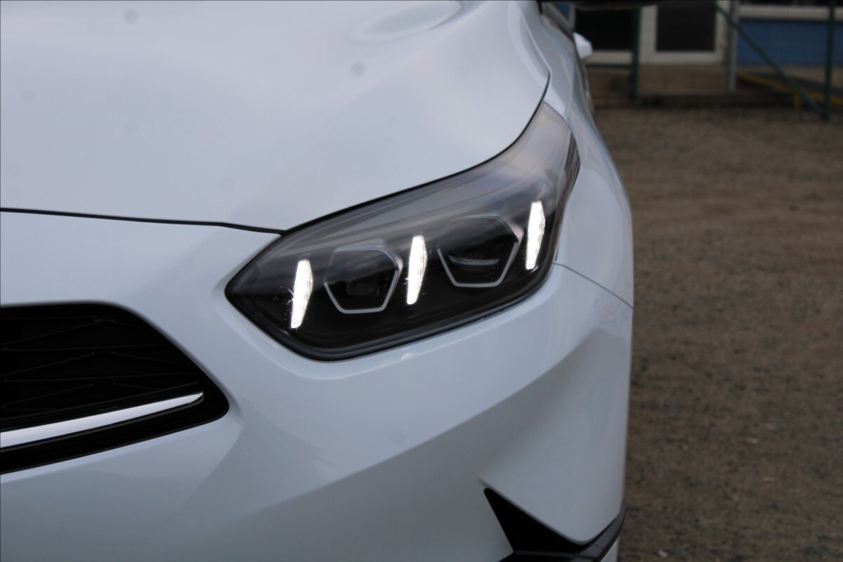 KIA Ceed Hatchback 1,5 l 117 kw