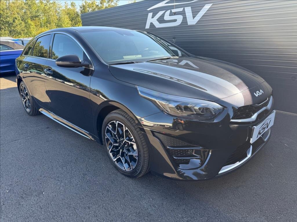 KIA ProCeed Kombi 1,5 l 117 kw