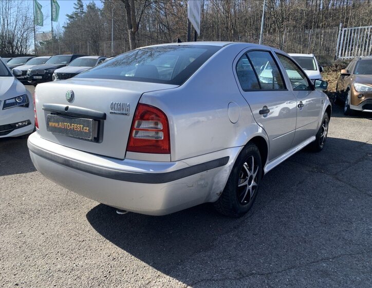 Škoda Octavia Liftback 1,4 l 55 kw