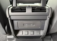 Land Rover Defender SUV / Terénní 3,0 l 184 kw