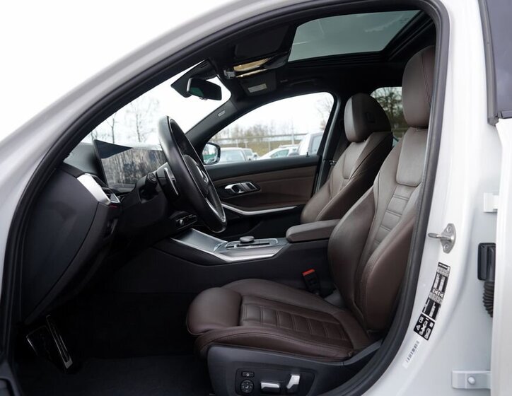 BMW Řada 3 Sedan 3,0 l 275 kw