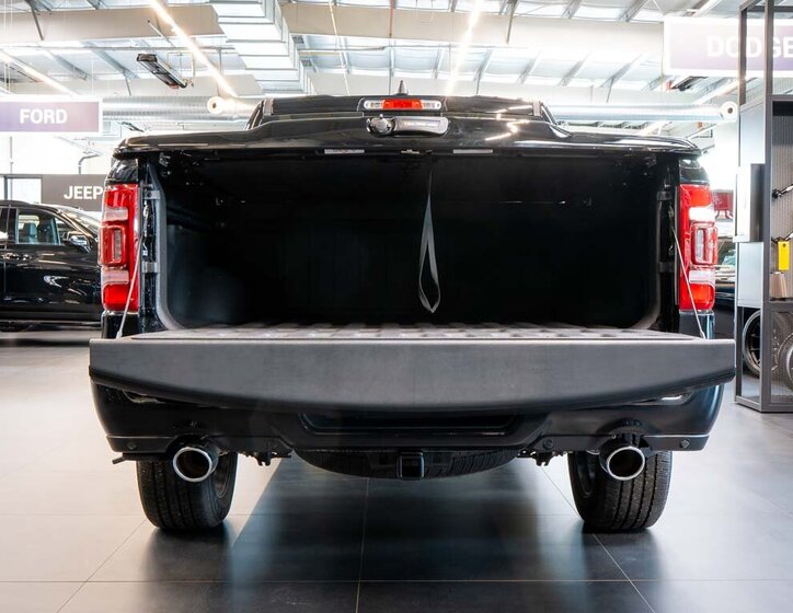 Dodge RAM Pick-up 5,7 l 291 kw