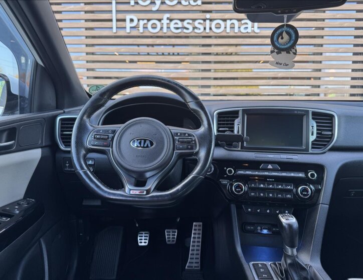 KIA Sportage SUV 2,0 l 136 kw