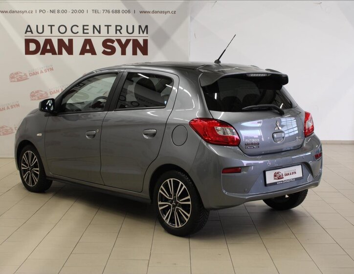 Mitsubishi Space Star Hatchback 1,2 l 59 kw