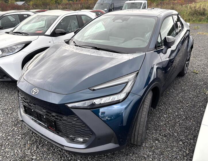 Toyota C-HR 3