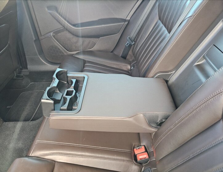 Škoda Superb Kombi 2,0 l 140 kw