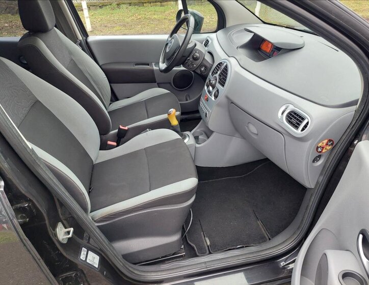 Renault Modus Hatchback 1,1 l 55 kw