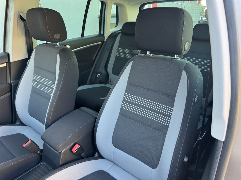 Volkswagen Tiguan SUV / Terénní 2,0 l 81 kw