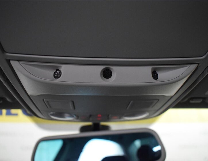 Volkswagen Jetta Sedan 1,2 l 77 kw