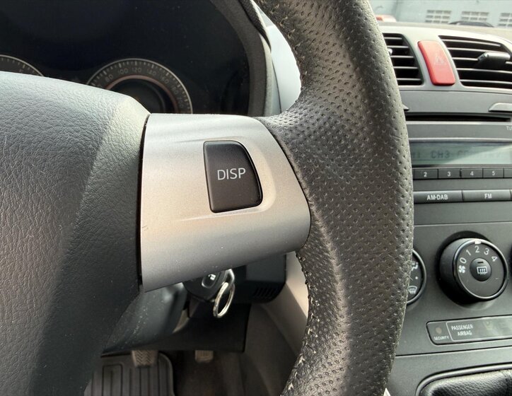 Toyota Auris Hatchback 1,3 l 73 kw